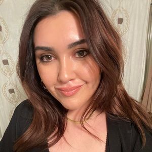 Meet your Posher, Suzie